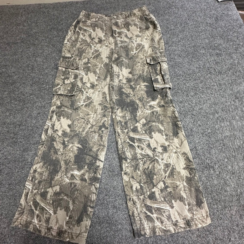 Cali 1850 Cargo Pants Womens Size 5/27 Camo Leaf Print Wide Leg Utility Skater